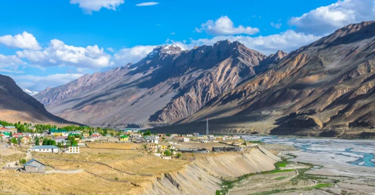 High-altitude Himalayan road on a Spiti circuit